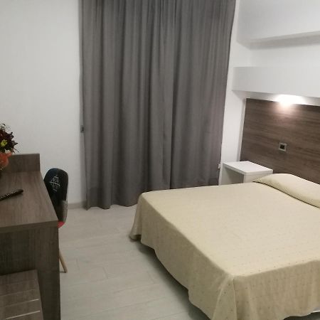 Hotel Miramare Cirò Marina Εξωτερικό φωτογραφία