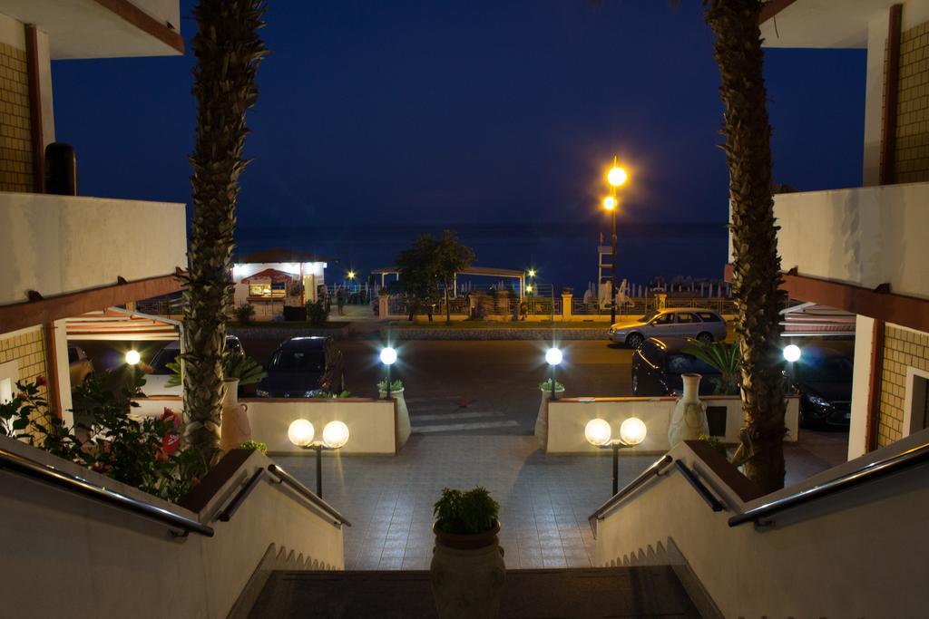 Hotel Miramare Cirò Marina Εξωτερικό φωτογραφία